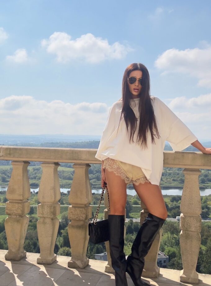 COMFYTEE DRESS- WHITE